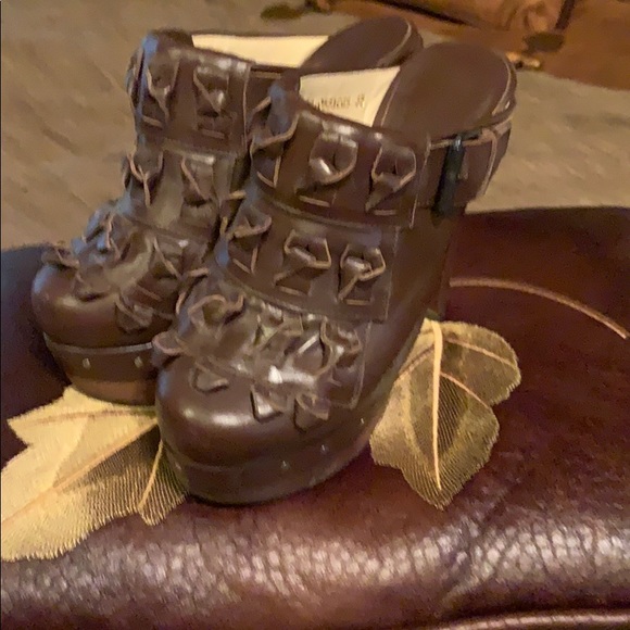 3.1 Phillip Lim leather designer clogs! - Picture 10 of 14